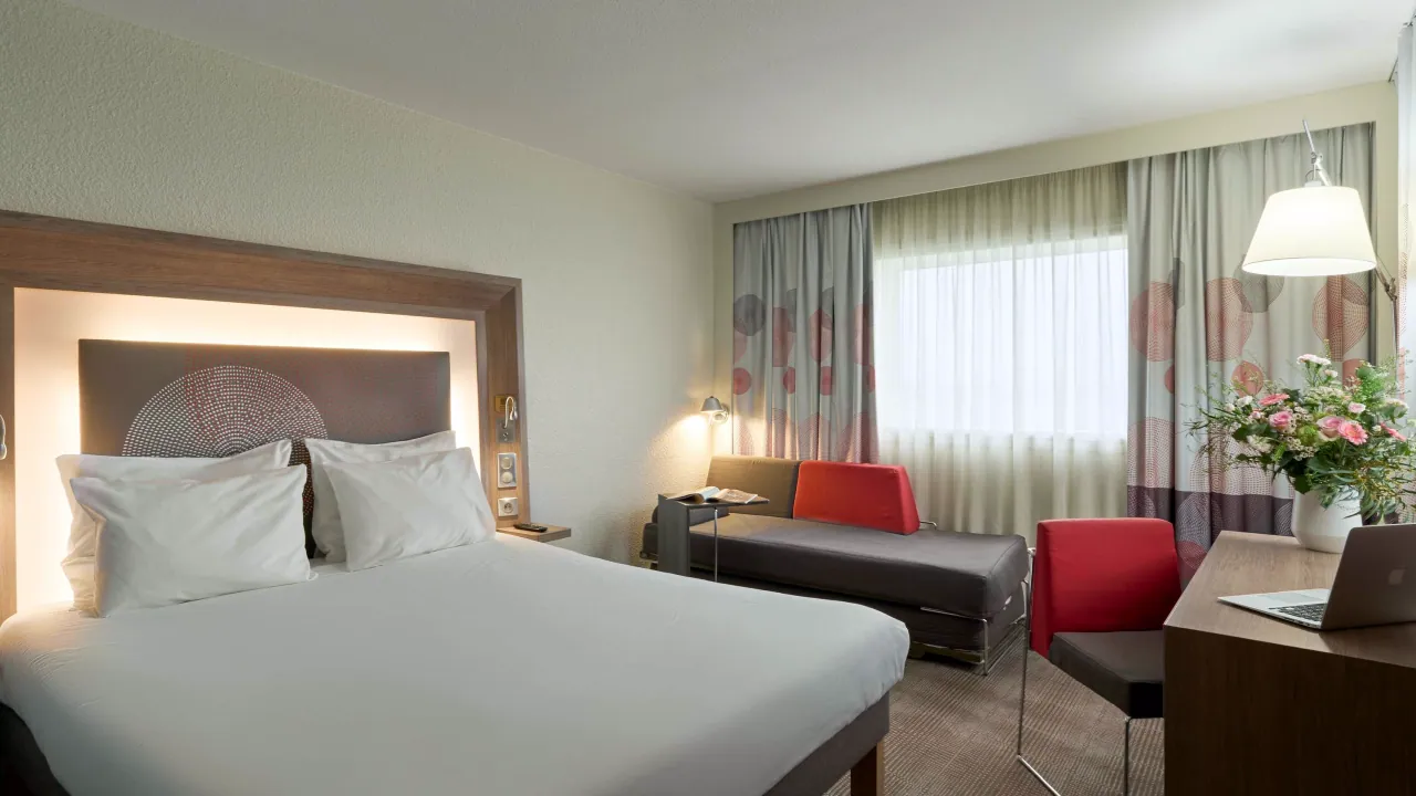 Novotel Paris La Defense Esplanade